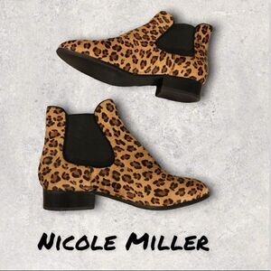 : : NICOLE MILER LIKE NEW Chelsea Cheetah/Leopard Print Ankle Boots Booties : :